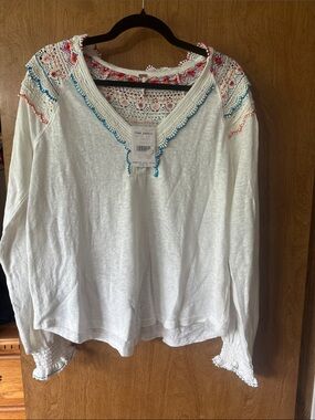 Free People White Embroidered V-Neck Crochet Trim Pullover